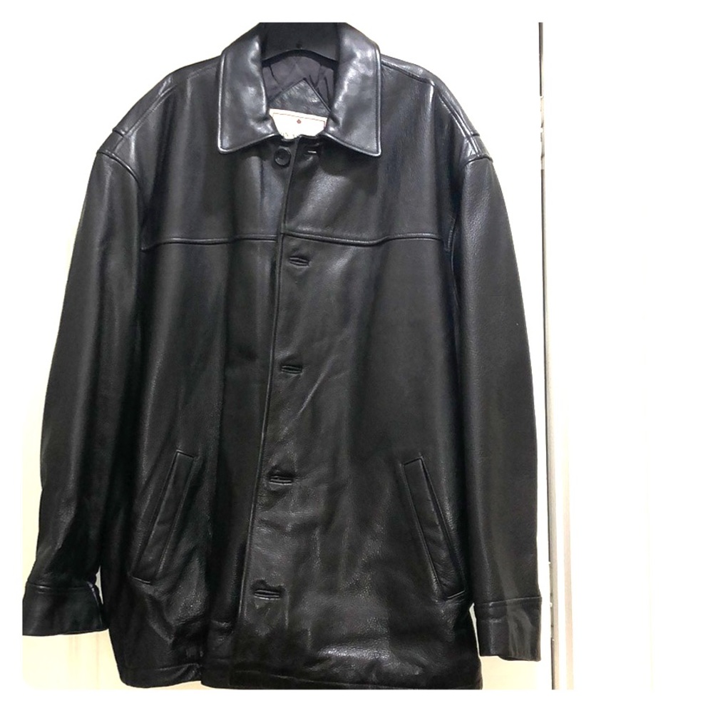 Men’s black leather coat XL